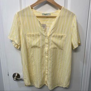 Cleo Petites Yellow/white striped buttoned blouse Size L
